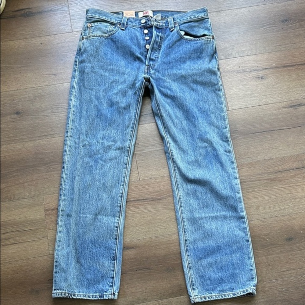 Levi's 501 2008 Vintage Straight Leg Jeans in Light Blue Denim ! 33x30
